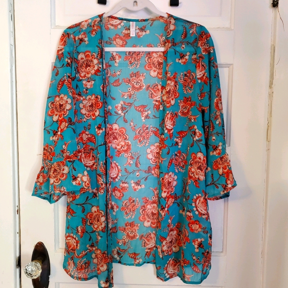 Xhilaration Flowy Top